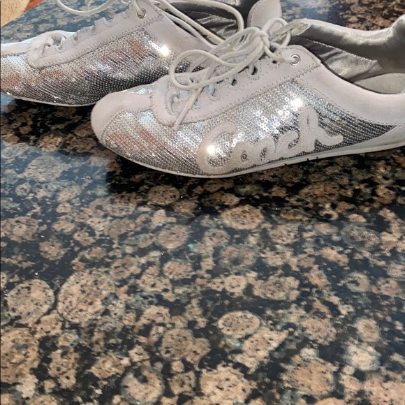 Coach sequins white/silver size 8 gently worn - Picture 5 of 5